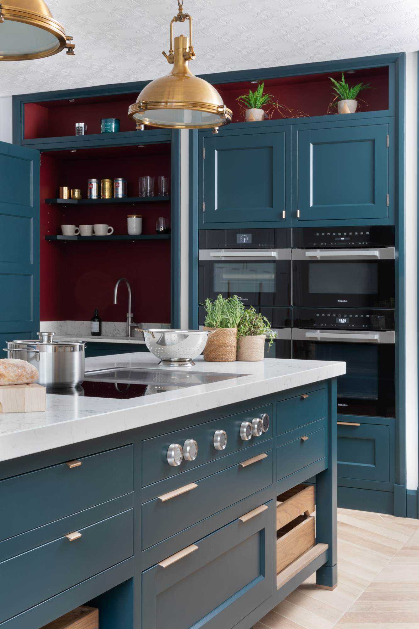 Drew-Forsyth-Kitchen-Designer-Showroom-16