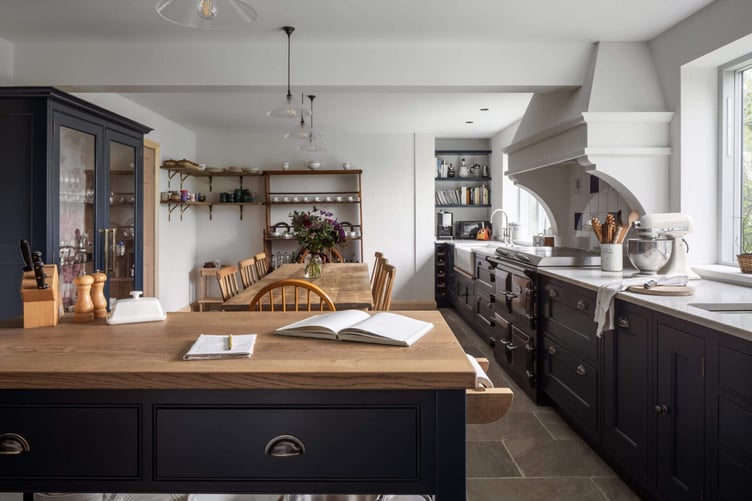 shapes of bespoke kitchens with golden triangle