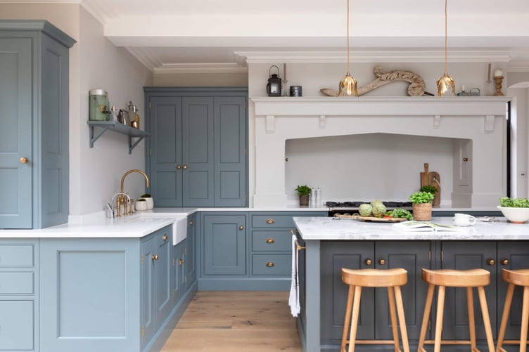 Seamless-Blend-of-Elegance-and-Functionality-in-a-Garage-Kitchen-2048x1365
