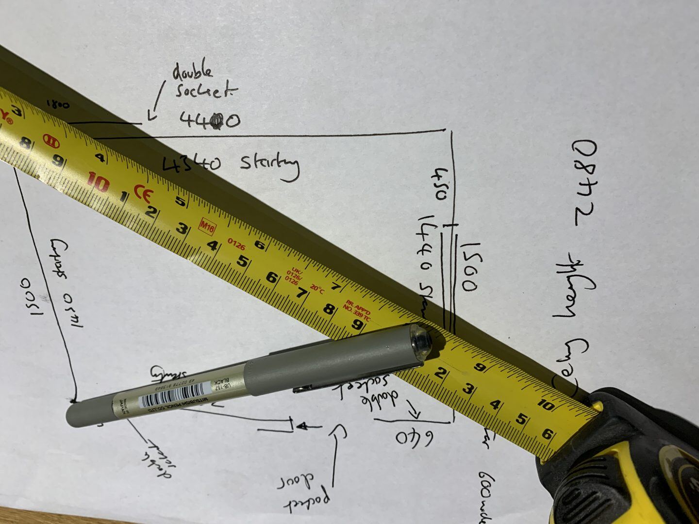 How to measure for a new bespoke kitchen  